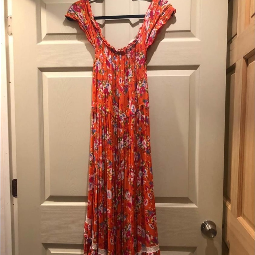 Spell Revolver Dress - Picture 3 of 7